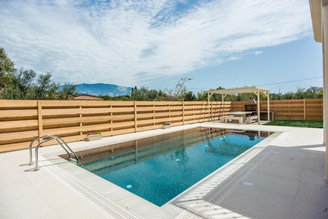 Luxury Villa Chrisi Svoronata Exterior foto